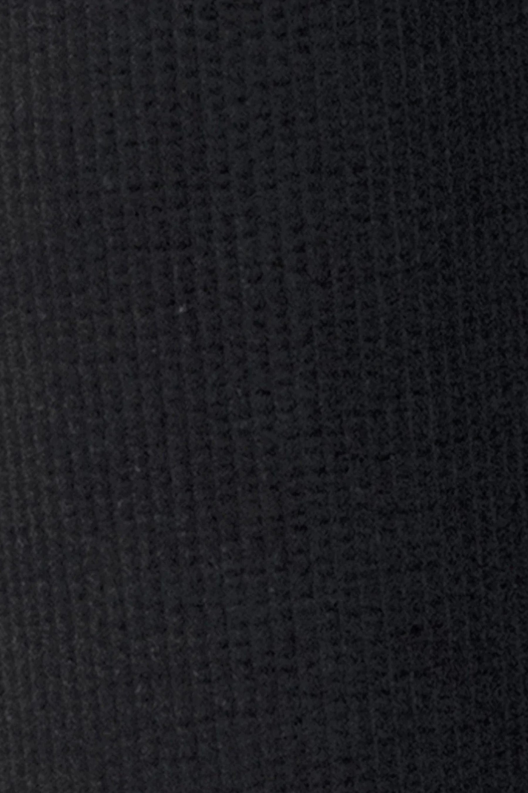 The Kicker Slit Legging