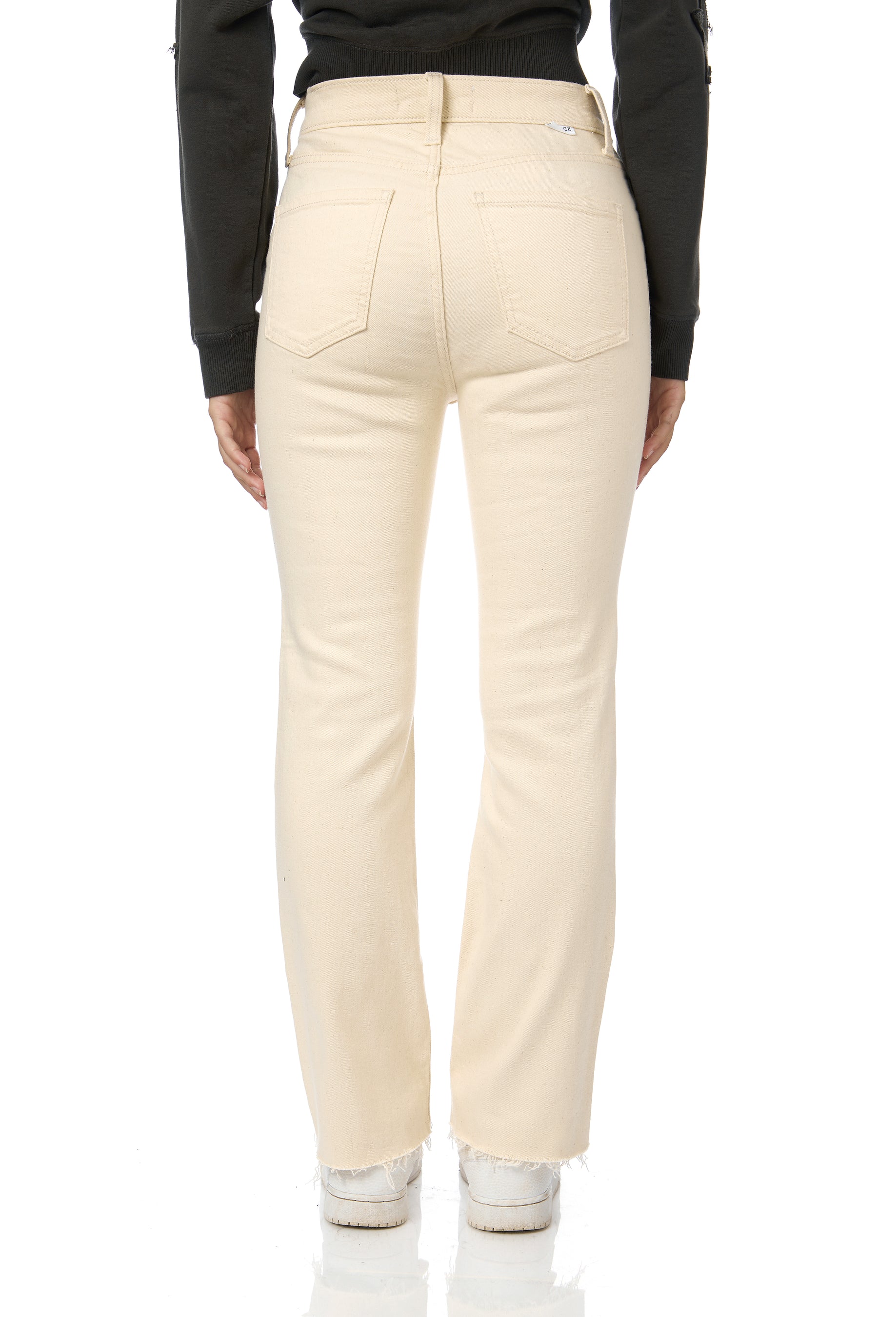 Shy Girl HR Crop Flare