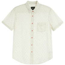 Carson Short Sleeve Woven in Leaf Whte