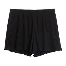 Ribbed Lettuce Edge Short